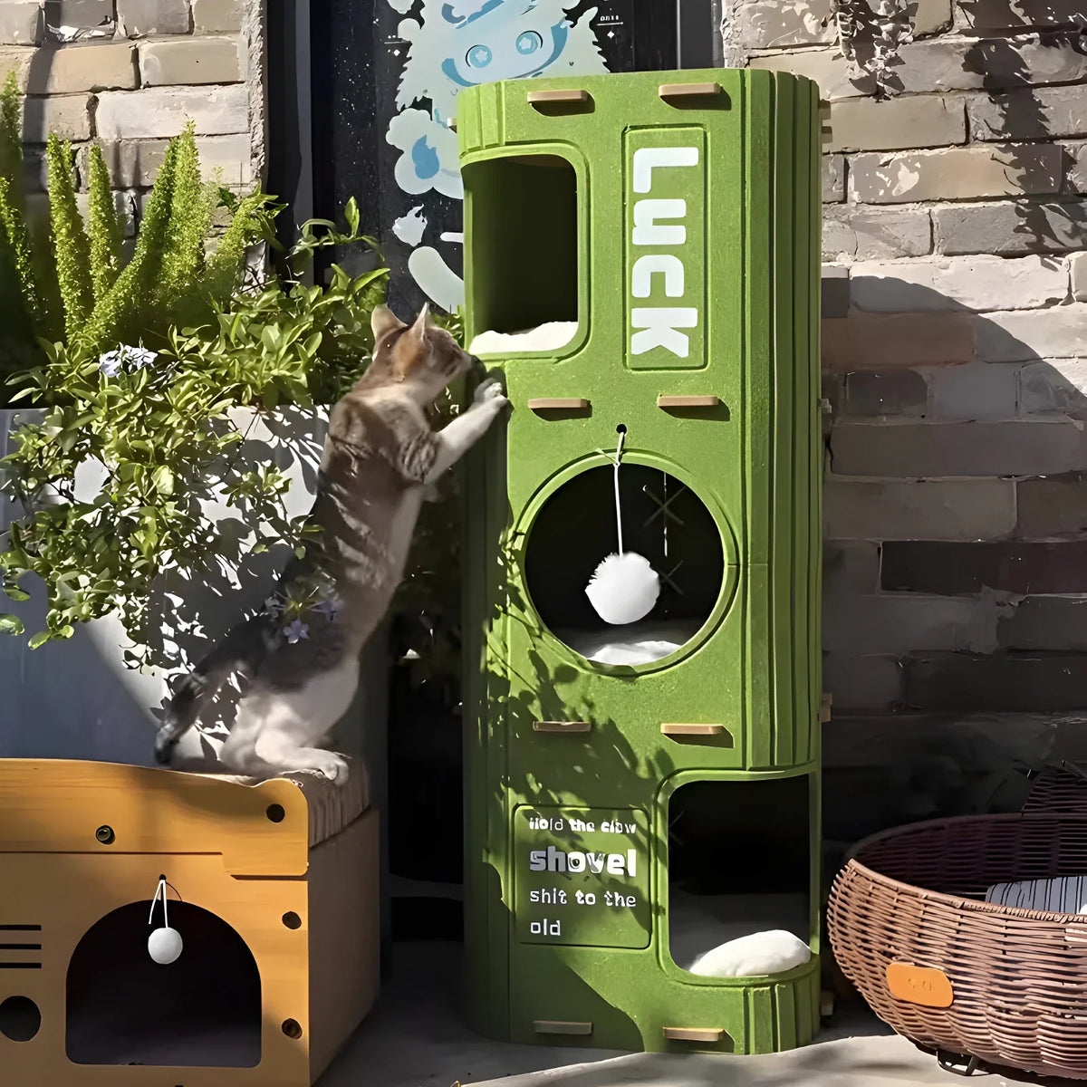Multi Level Cat Tree with Enclosed Cat House